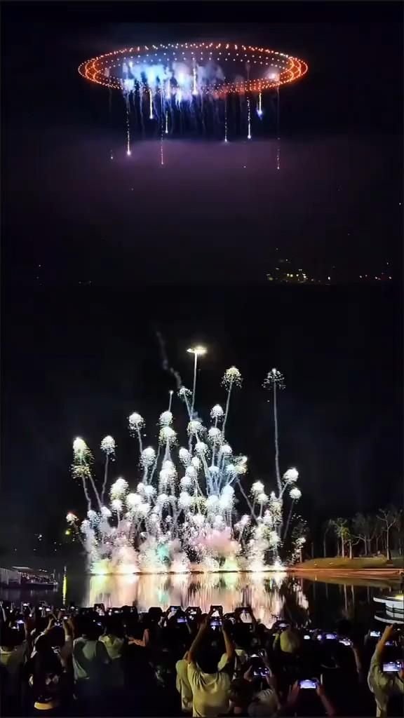 Sparkling New Years Eve Decor 3