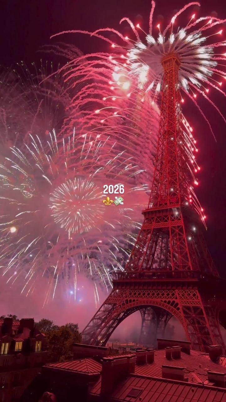 Glorious Celebration Moment | Holiday Inspiration