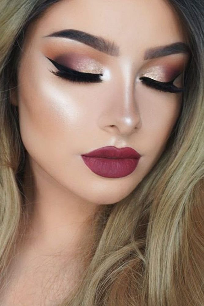 Glamorous Halo Eye Makeup Look