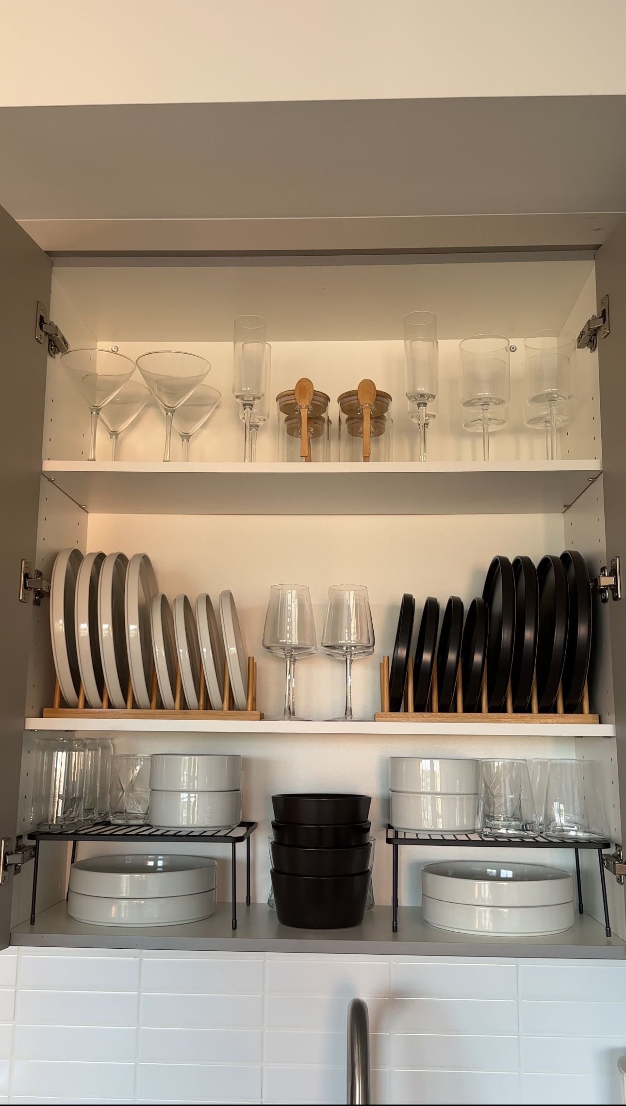 Beautiful Kitchen Organization Style 2