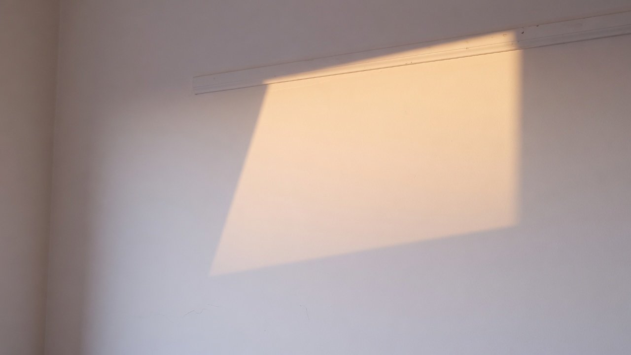 Minimal Aesthetic Wallpaper Image